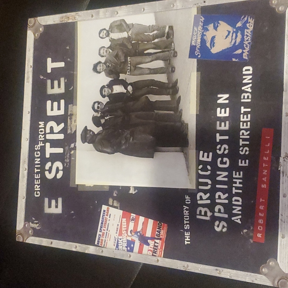 Greetings from E Street Boss Bruce Springsteen w/o paying 4,000 for tix
